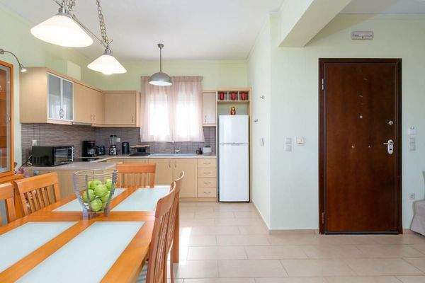 Kreta, Pigianos Kampos: Stilvolle Villa mit beheiztem Pool und Gästestudio in der Nähe von Rethymno zu verkaufen