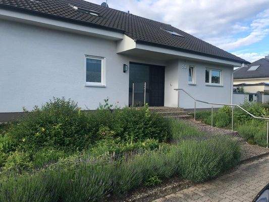 Wohnen auf zeit möbliert 76877 Offenbach 1.jpg