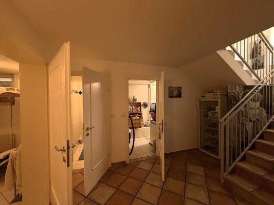 Wohnkeller / Flur