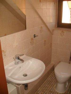 WC und Waschbecken