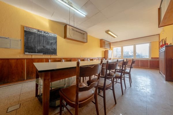 EG Gewerbeeinheit Kegelbahnzimmer