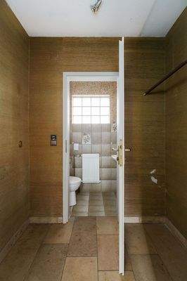 Garderobe und Gäste-WC