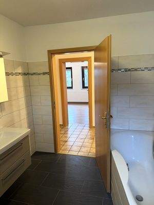 Badezimmer Bild 2.jpg