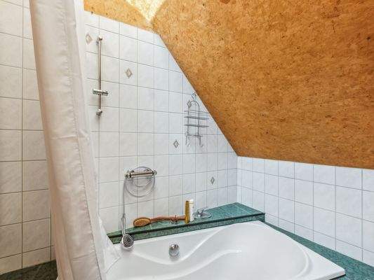 Ebene 2 - Badezimmer_1