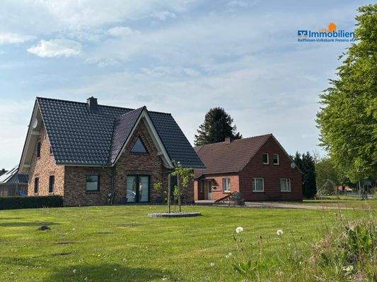 Hausansicht von der Straße aus