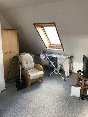 Nutzraum im Spitzboden Bild 2