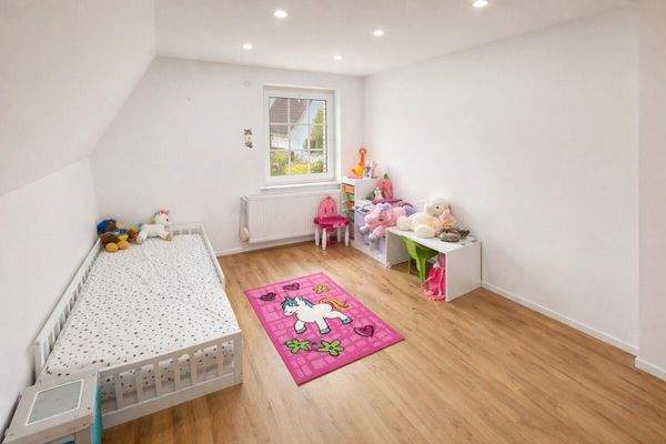 Kinderzimmer 2 im 1, OG