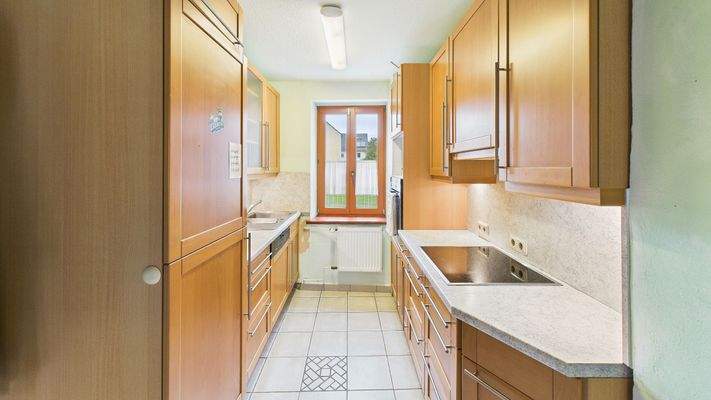 CAM03143G0-PR0191-STILL019