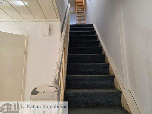 Treppenaufgang (wird noch modernisiert)