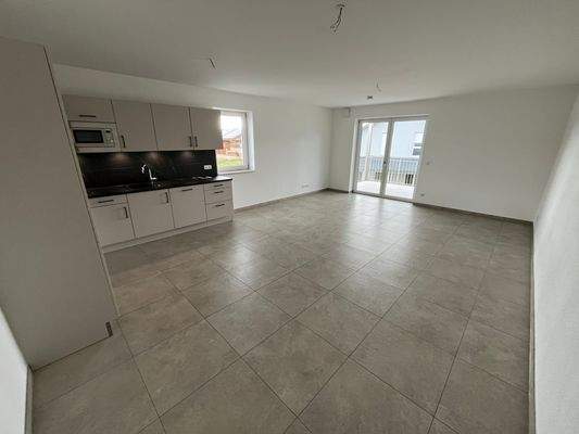 Wohn-Essbereich (2).jpg