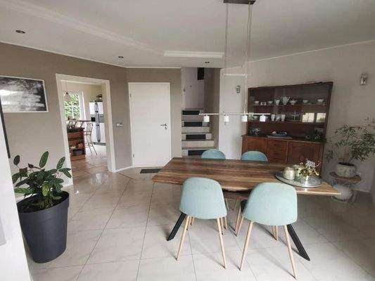 Das Esszimmer,  mit abgetrennter Küche