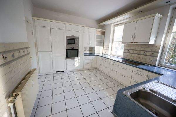 75cba28a-27a5-454b-9e69-f5210ba101d4