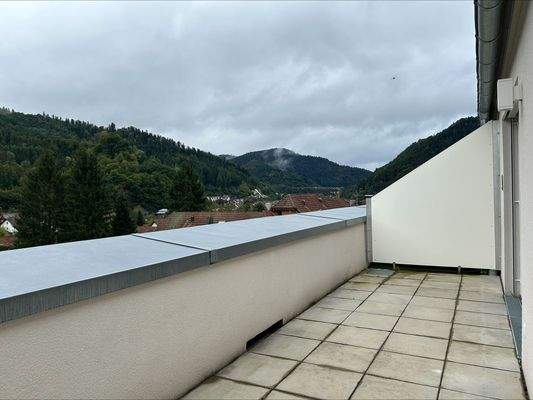 Balkon mit Blick Richtung Süd-Ost
