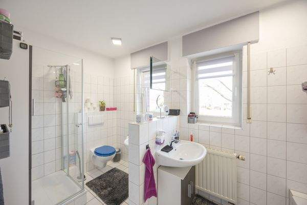 Badezimmer im Obergeschoss