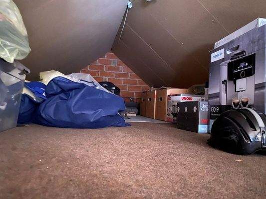  Spitzboden als Stauraum