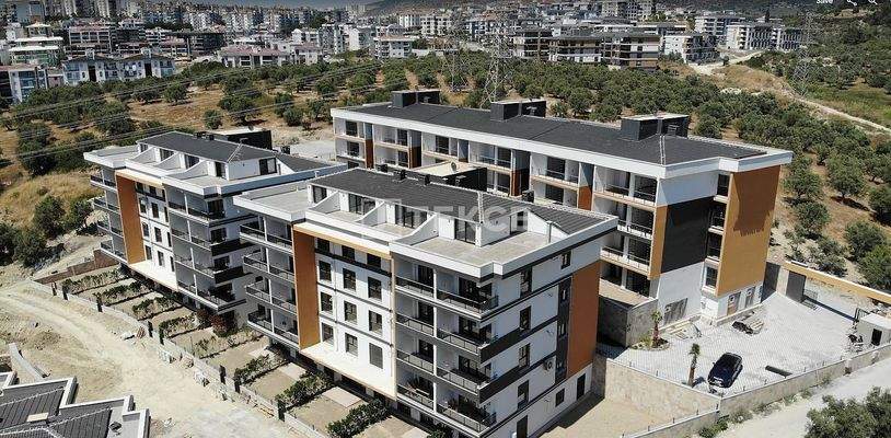 Newly-Built Apartments in a Complex with Pool in Kuşadası