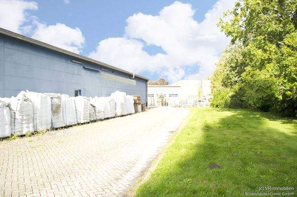 Ansicht nordöstliche Traufseite der vorderen Halle.