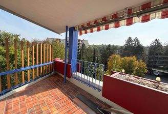 ...anliegendem Balkon