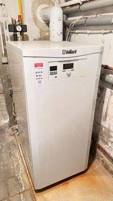 neue Brennwert Therme Gas