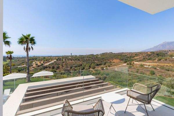 Photo: Villa in Marbella East