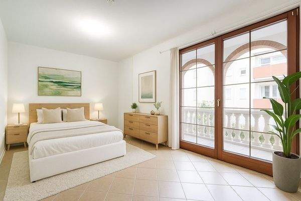 An den Balkon angeschlossen, das großzügige Schlafzimmer. (Visualiserung)
