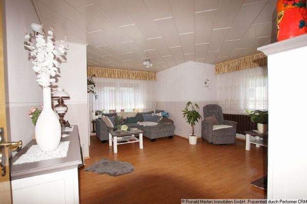 EG Wohnzimmer Bild 1