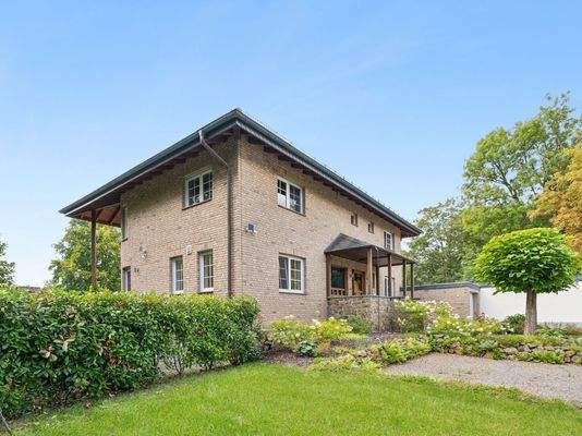 Seiten- und Rückansicht_1