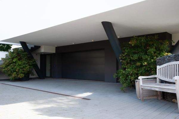 Garage für 4 Fahrzeuge