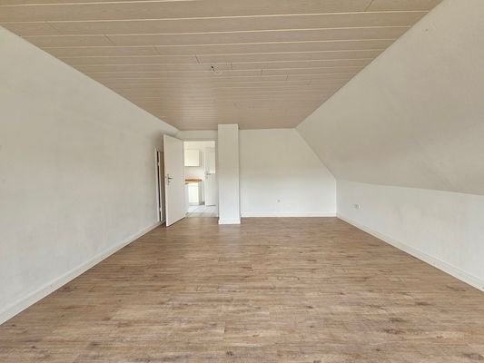 Wohnzimmer DG