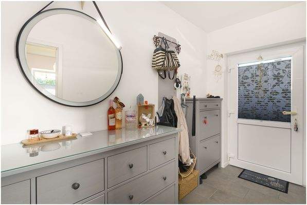 Einliegerwohnung Eingangsbereich Flur