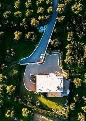 Kreta, Kalyves: Einstöckige Villa mit freiem Bergblick zu verkaufen