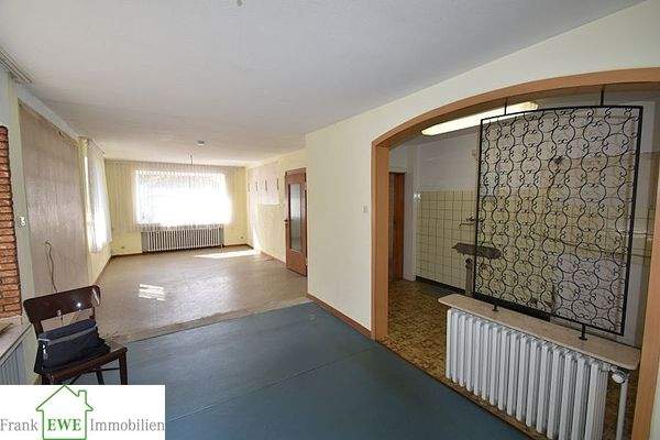 Wohn- Esszimmer, Küche, Einfamilienhaus mit Garage zum Kauf in Düsseldorf Urdenbach, Frank Ewe Immobilienmakler