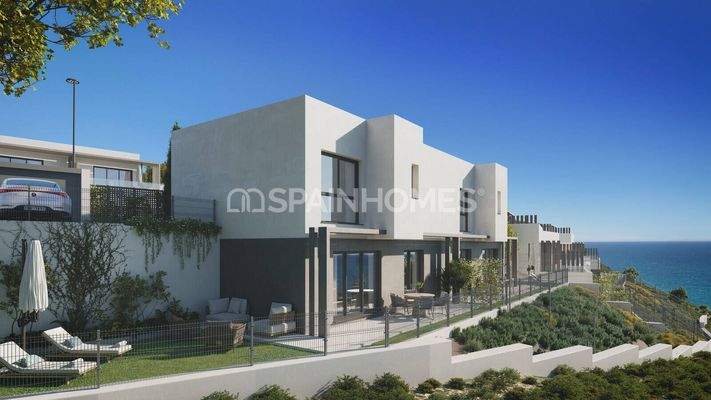 3-Bedroom Houses with Sea View and Garden in Vélez-Málaga
