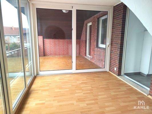 Loggia mit Wintergarten OG