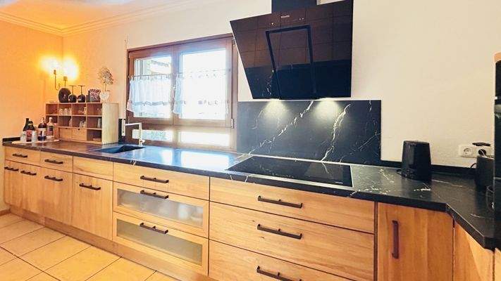 hochwertige Einbauküche