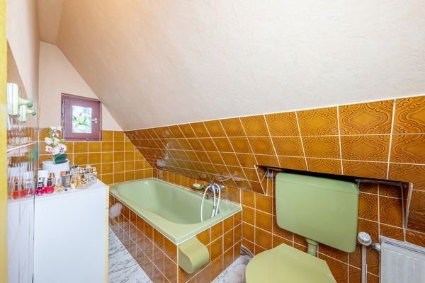 Badezimmer im Dachgeschoss