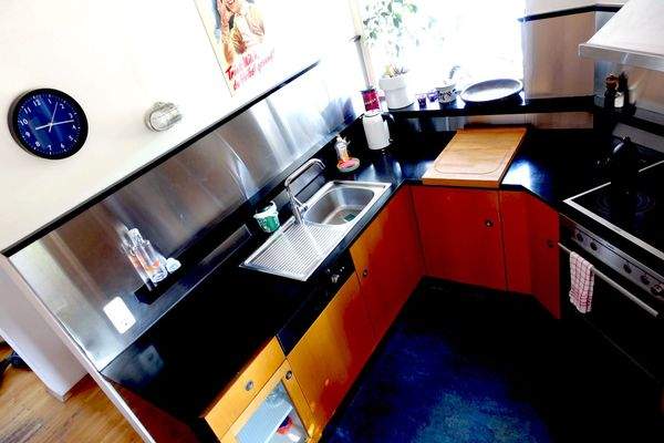 Fully equipped kitchen with a small pantry