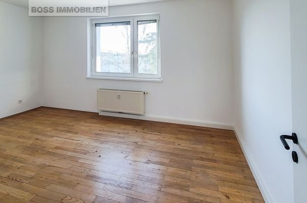 26 Schlafzimmer