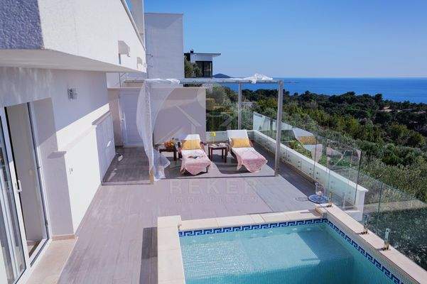 Erweiterter Luxus mit separatem Haus