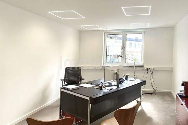 Aufnahme des Angebots -KI überarbeitet