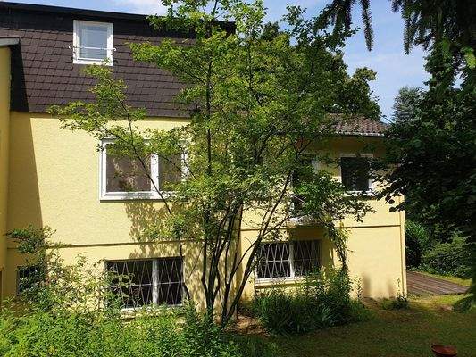 Teilansichten Haus Rückseite (3)