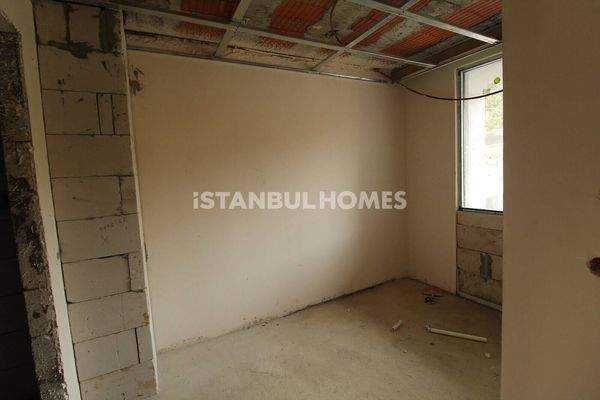 Houses in a Boutique Complex in Istanbul Sarıyer