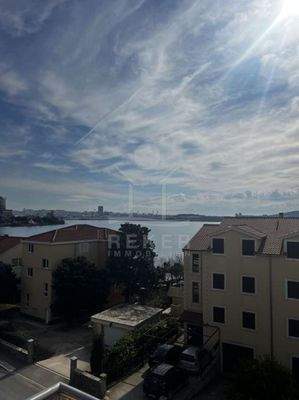 200 m von dem Meer entfernt