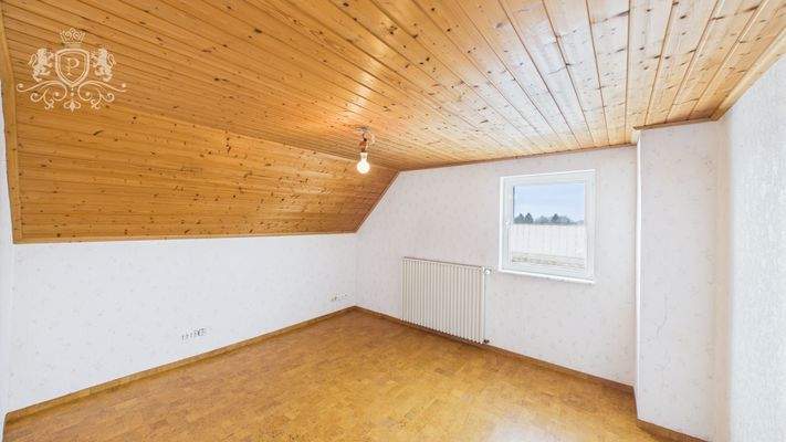 CAM01984G0-PR0452-STILL041