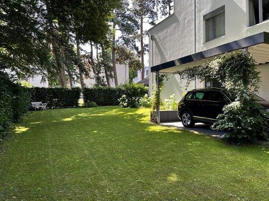 SEITENANSICHT + GARTEN 