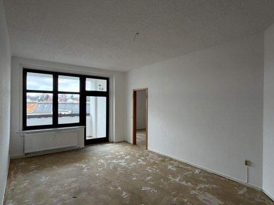 Leerer Raum mit Fenster