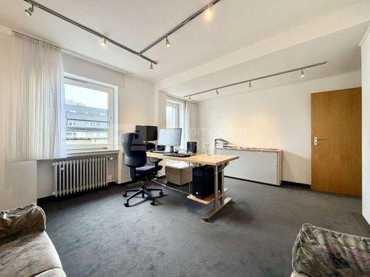 Zimmer alktuell Büro