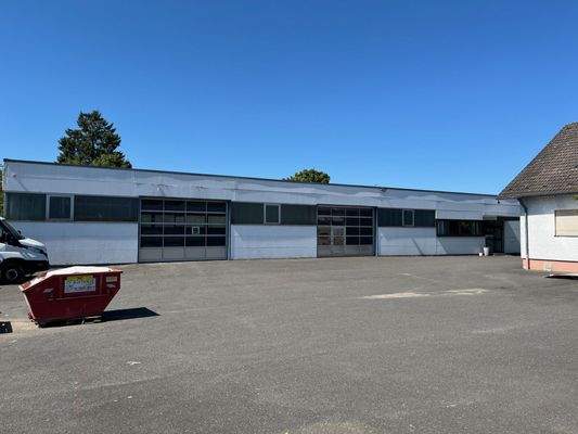 Hofansicht Gewerbehalle