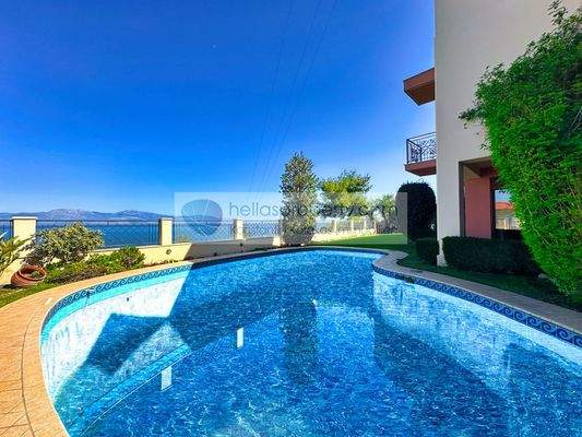 b231f24bdc704e7fac628d139be11fef-original