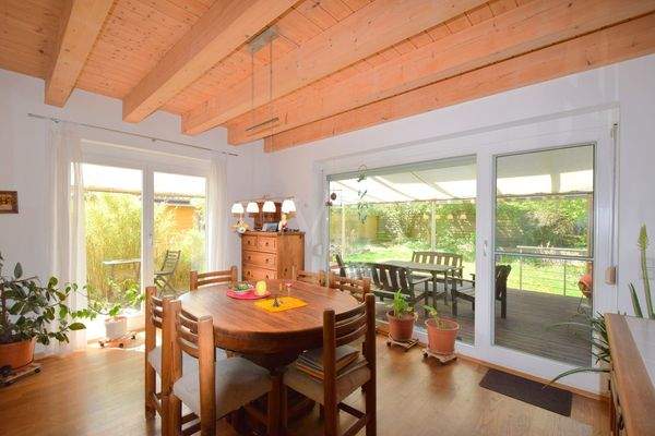 Essbereich / Terrasse EG